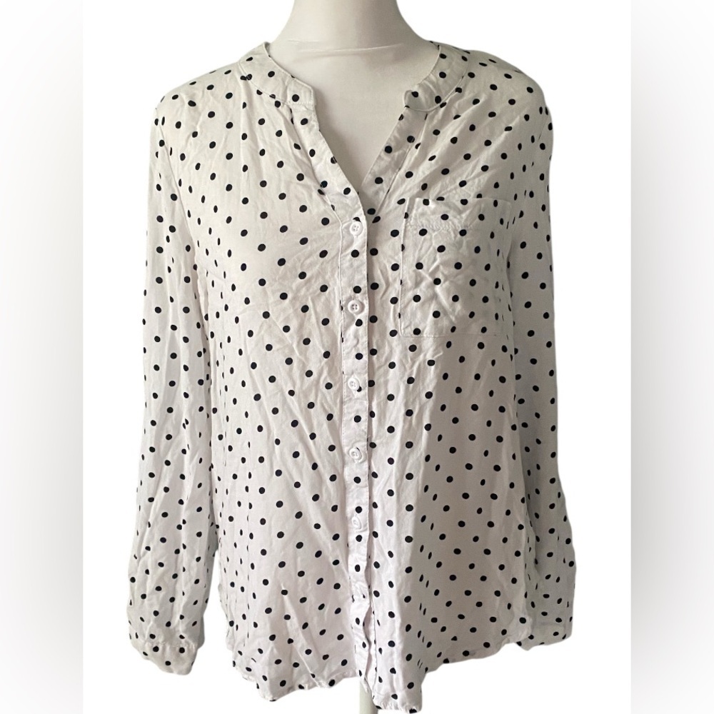 Per se polka dot button down shirt women’s size S